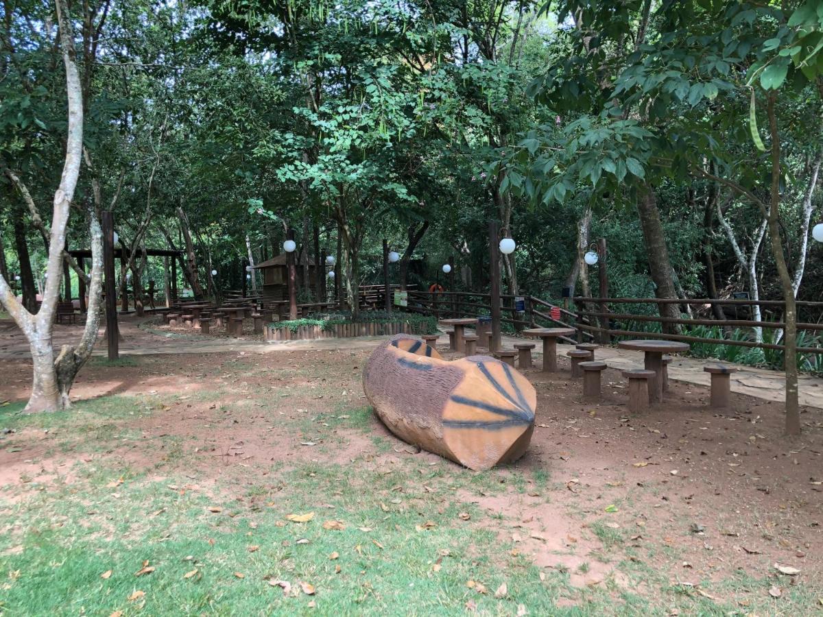 Aguas Da Serra Flat Terra Thermas Rio Quente Kültér fotó